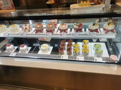 -花花卷卷·鲜食蛋糕(静安久光百货店)