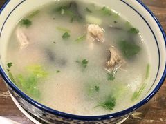 羊肉汤-清真·玛丽亚新疆菜主题餐厅(浙江中路店)