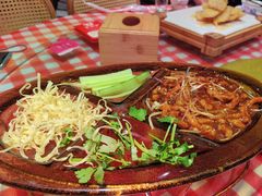 -老郑家东北春饼(龙悦居店)