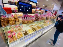 -红房子西点(汇联商厦天钥桥路店)