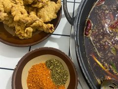 -重庆故事姊妹老火锅(财经学院店)