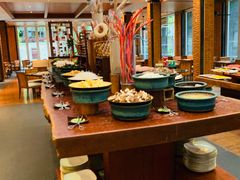 自助取餐区-海角轩·三亚文华东方酒店