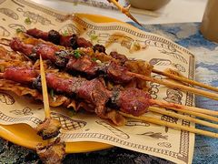 -刘姐啤酒鱼民族演艺餐厅(西街总店)