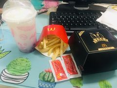 -麦当劳(酒仙桥路店)