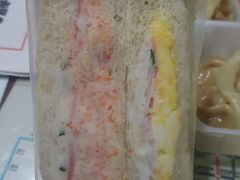 -全家便利店(中原二店)