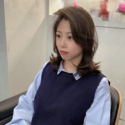 -AYO SALON