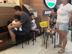 -萨莉亚(百信广场店)