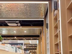 -新华书店(泉城路店)