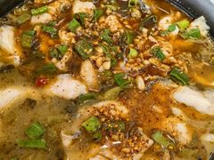 -金良酸菜鱼(宁海路总店)