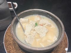 -许爷家·生态湖鲜(徐汇日月光店)