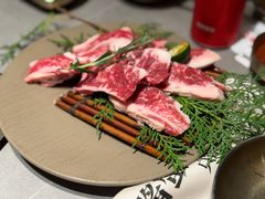 -草家酱蟹炭火烤肉店(珲春南路一店)