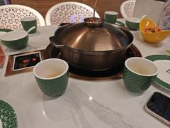-润园四季椰子鸡火锅(欢乐海岸店)
