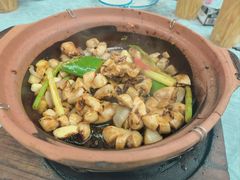 酱爆猪生肠-天宝食坊·啫啫煲大排档(西华路店)
