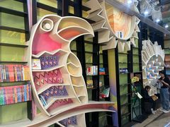 -钟书阁(松江泰晤士小镇店)