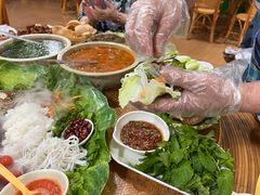 -沐毫傣泐云南菜孔雀宴•手抓饭傣味烧烤(曼听公园店)
