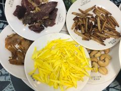 -桥香园云南过桥米线(金马碧鸡店)