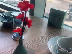 -蜜桃餐厅·伴山(湖滨商业街店)