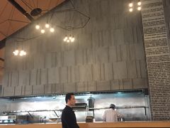 -WOLFGANG PUCK KITCHEN & BAR(迪士尼小镇店)