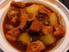 红烧牛腩饭-百事佳烧鸭牛腩(上海虹桥站店)