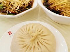 蟹黄汤包-怡园饭店-餐厅(四望亭店)