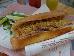 -Bánh Mì Huynh Hoa