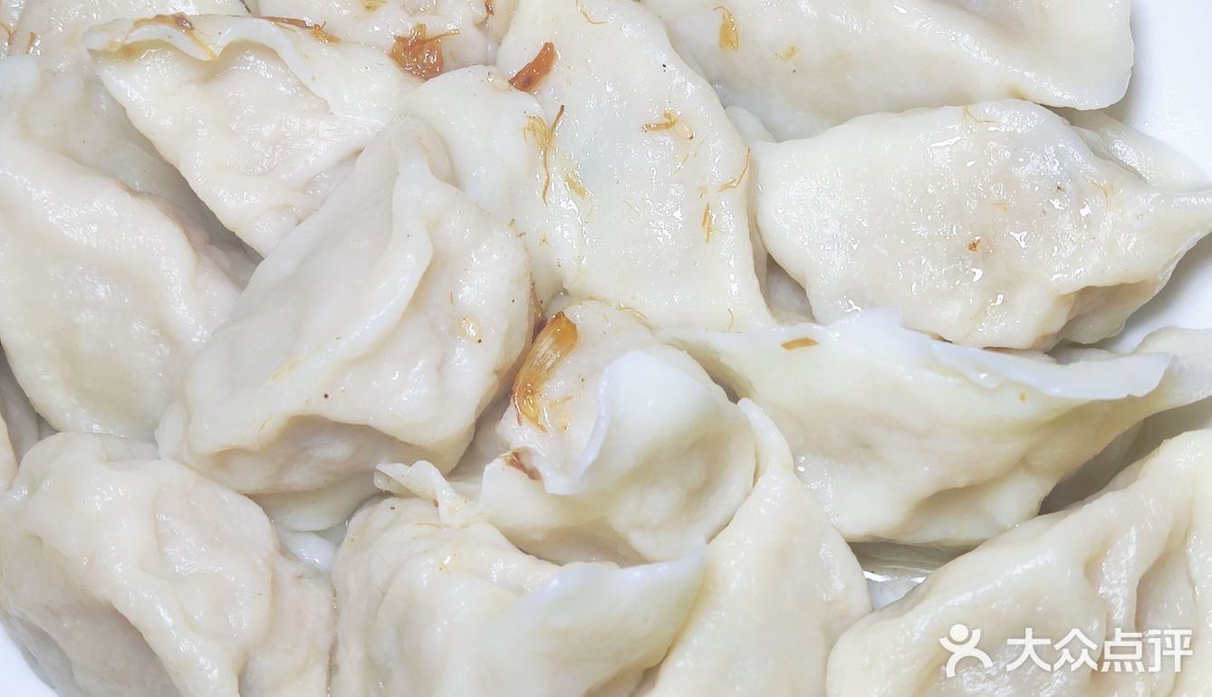 自制酸菜,猪肉酸菜馅饺子配xo酱