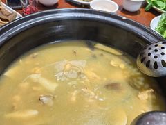 -菌之家·专业纯野生菌火锅·特色炒菌