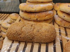 -Dough&Joe团憩(瑞虹天地月亮湾店)