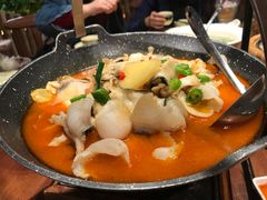 -老滇山寨•云南特色菜•地方菜•民族风情歌舞表演(金碧店)