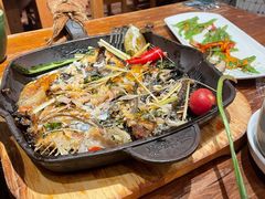 香茅草烤罗非鱼-云海肴·汽锅鸡·云南菜(美罗城店)