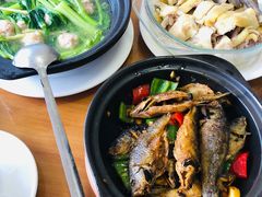 -山坑河鲜(昆仲楼店)