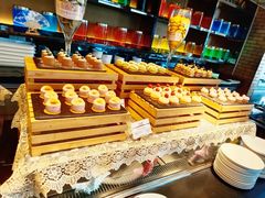 -唐拉雅秀酒店-西锦汇空中BBQ·思创餐厅