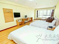 -7天酒店·西安凤城二路市图书馆地铁站店