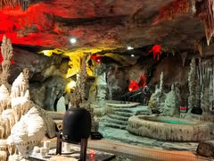 -泉城欧乐堡戏水湾艺术养生温泉