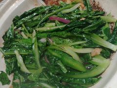 砂锅油麦菜-撒椒·四川江湖菜(大族广场店)