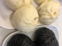 -李与白包子铺(桐梓林店)
