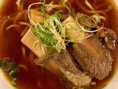 -天下三绝 牛肉面/红酒
