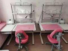 -康朴乐儿童学习桌椅(蓝色港湾店)