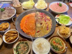 -萍姐火锅·公路夜市(武汉首店)