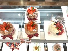 -花花卷卷·鲜食蛋糕(静安久光百货店)