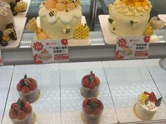 -花花卷卷·鲜食蛋糕(静安久光百货店)