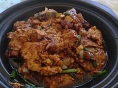 小锅豆腐-添福来墨鱼饺子 · 海鲜东北菜(大连星海·黄浦路店)