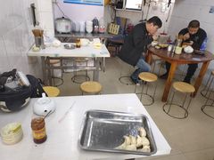 大堂-黄阿姨锅贴大王(万航渡路店)