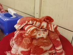 -洞庭洲·防空洞火锅·烧烤·铜锅涮肉(新百广场店)