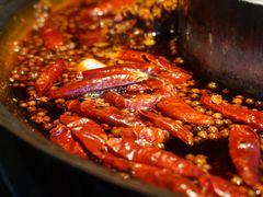 纯牛油大骨白汤子母锅-渝涯重庆豆花老火锅(中赢国际店)