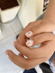 -纤纤玉手美甲美睫美容