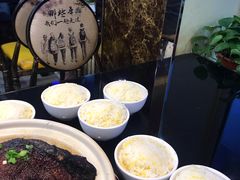 米饭-老码头黑皮肘子锅包肉熏酱水饺(文政街店)