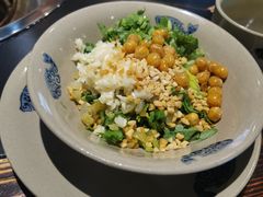 -石锅苗苗鱼(武汉首店)