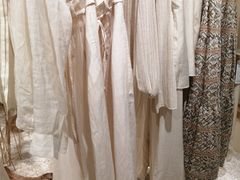 -王府井百货熙地港店