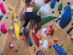 -问山MountQuest攀岩馆